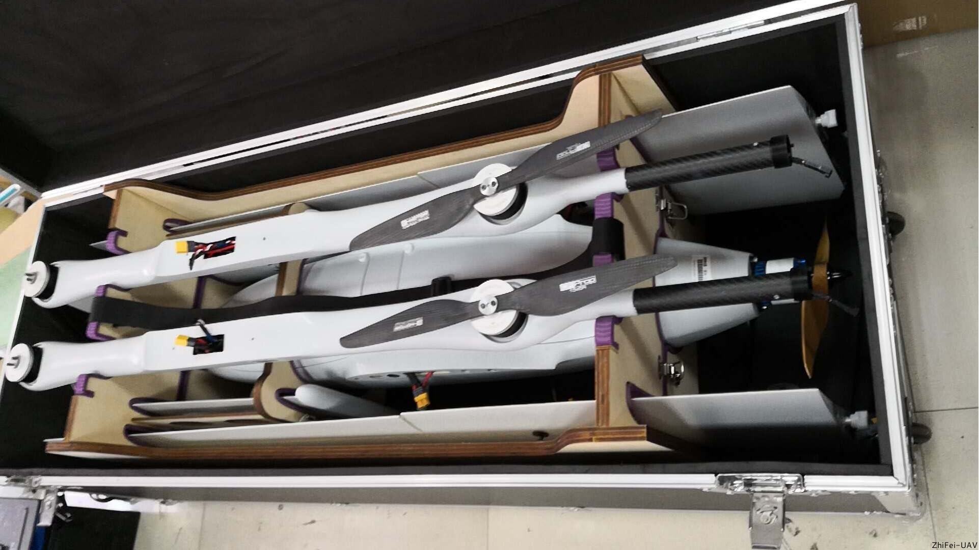 河北智飛極農(nóng)無(wú)人機(jī)科技|一鳶科技|行業(yè)定制無(wú)人機(jī)